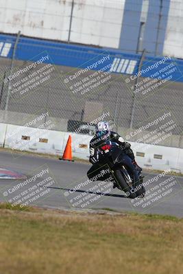 media/Nov-26-2022-Fastrack Riders (Sat) [[b001e85eef]]/Level 2/Session 3 Outside Turn 9/